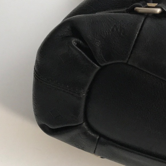MCM (MICHEAL CROMER MUNCHEN) ITALIAN 100% LEATHER HOBO BAG WITH ADJUSTABLE STRAP - Picture 10 of 16